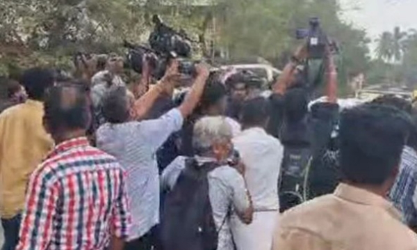 രാഹുൽ മാങ്കൂട്ടത്തിലിനെതിരെ പ്രതിഷേധം; ‘ഗോ ബാക്ക്’ വിളികളുമായി ഡിവൈഎഫ്ഐ, ബിജെപി പ്രവർത്തകർ