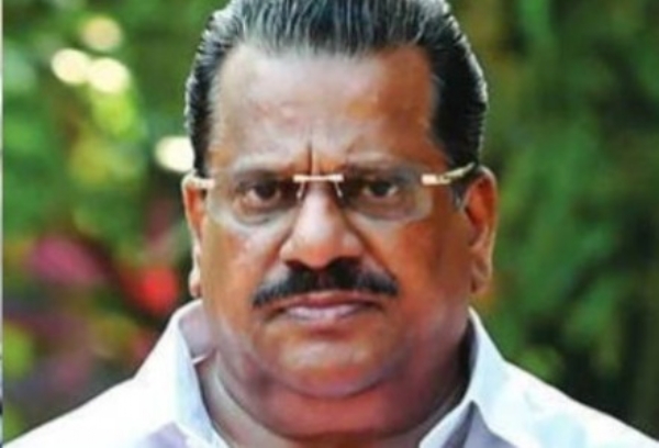 ‘സൂക്ഷിച്ചു നടന്നാൽ മതി; മൂക്കിന്റെ പാലമേ ഇപ്പോൾ പോയുള്ളു’; ഷാഫി പറമ്പിലിന് മുന്നറിയിപ്പുമായി  ഇ പി ജയരാജൻ