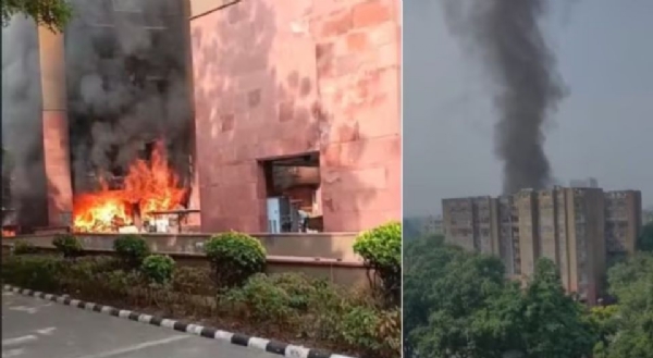 delhi fire
