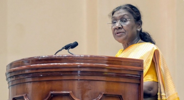 സുരക്ഷിതമായി, പരിസ്ഥിതി സൗഹൃദപരമായ രീതിയിൽ ആഘോഷിക്കൂ: ദീപാവലി ആശംസകൾ നേർന്ന്  പ്രസിഡന്റ് ദ്രൗപതി  മുർമു