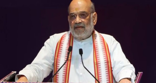 എല്ലാവരുടെയും ആരോഗ്യത്തിനും സമൃദ്ധിക്കും വേണ്ടി പ്രാർത്ഥിക്കുന്നു:  ദീപാവലി ആശംസകൾ നേർന്ന് അമിത് ഷാ