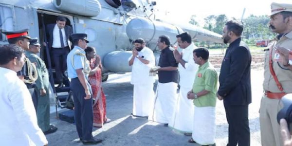 രാഷ്ട്രപതി ശബരിമലയിലേക്ക്; പമ്പയില്‍ നിന്ന് കെട്ട് നിറയ്ക്കും; ഹെലികോപ്റ്റര്‍ താഴ്ന്നത് സുരക്ഷാവീഴ്ച