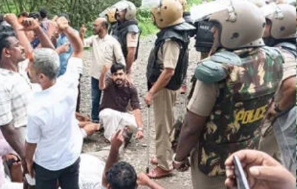 താമരശ്ശേരി ഫ്രഷ് കട്ട് സംഘർഷത്തിൽ വീണ്ടുo കേസ്; സമരസമിതി പ്രവർത്തകരെ പ്രതിചേർത്തു