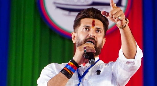 ആർജെഡിയെ വിമർശിച്ച് ചിരാഗ് പാസ്വാൻ ആർജെഡിയെ വിമർശിച്ച് ചിരാഗ് പാസ്വാൻ