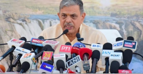  ആർ‌എസ്‌എസിനെ ജനങ്ങൾ സ്വീകരിച്ചതാണ് ,  മല്ലികാർജുൻ ഖാർഗെയുടെ പരാമർശത്തിന് മറുപടിയുമായി സർ കാര്യവാഹക്  ദത്താത്രേയ ഹൊസബാലെ