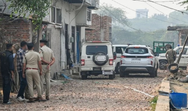 ഫരീദാബാദ് സ്ഫോടകവസ്തു കേസിൽ പങ്ക്;   ലഖ്‌നൗവിലെ വനിതാ ഡോക്ടറെ അറസ്റ്റ് ചെയ്ത്  ജമ്മു കശ്മീർ പോലീസ്
