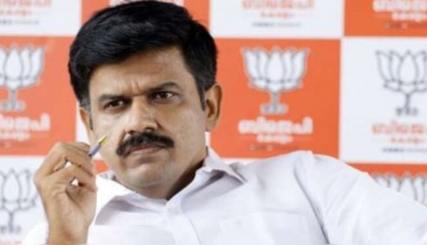 അന്തിമവിജയം കോൺഗ്രസിന് , പോരാട്ടത്തിൽ താൽക്കാലിക തിരിച്ചടി ഉണ്ടായേക്കാം: ബീഹാറിലെ കനത്ത തോൽ‌വിയിൽ പ്രതികരണവുമായി  സന്ദീപ് വാര്യർ