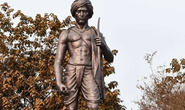 ഇന്ന് ബിർസ മുണ്ടയുടെ ജന്മദിനം: ഇന്ത്യയിലെ ഏറ്റവും ആദരണീയരായ ആദിവാസി നേതാക്കളിൽ ഒരാളും, സ്വാതന്ത്ര്യ സമര സേനാനിയും, സാമൂഹിക പരിഷ്കർത്താവും ഇന്ന് ബിർസ മുണ്ടയുടെ ജന്മദിനം: ഇന്ത്യയിലെ ഏറ്റവും ആദരണീയരായ ആദിവാസി നേതാക്കളിൽ ഒരാളും, സ്വാതന്ത്ര്യ സമര സേനാനിയും, സാമൂഹിക പരിഷ്കർത്താവും