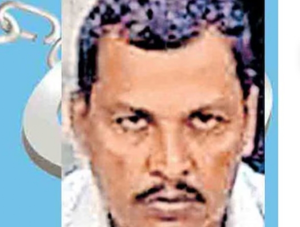 ജോലിക്കായി പ്രായപൂർത്തിയാകാത്ത നാല് ആൺകുട്ടികളെ ബിഹാറിൽ നിന്നു കേരളത്തിലെത്തിച്ച യുവാവ് ആർപിഎഫിന്റെ പിടിയിൽ. ജോലിക്കായി പ്രായപൂർത്തിയാകാത്ത നാല് ആൺകുട്ടികളെ ബിഹാറിൽ നിന്നു കേരളത്തിലെത്തിച്ച യുവാവ് ആർപിഎഫിന്റെ പിടിയിൽ.