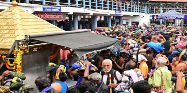 ശബരിമലയിൽ വൻ ഭക്തജനത്തിരക്ക്; മലകയറവെ ഭക്ത കുഴഞ്ഞുവീണ് മരിച്ചു