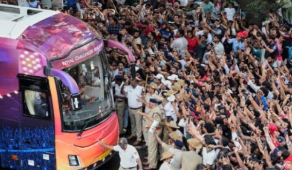 ചിന്നസ്വാമി സ്റ്റേഡിയം ദുരന്തം; ഉത്തരവാദിത്വം ആർസിബിയ്ക്കെന്ന് കുറ്റപത്രം ചിന്നസ്വാമി സ്റ്റേഡിയം ദുരന്തം; ഉത്തരവാദിത്വം ആർസിബിയ്ക്കെന്ന് കുറ്റപത്രം
