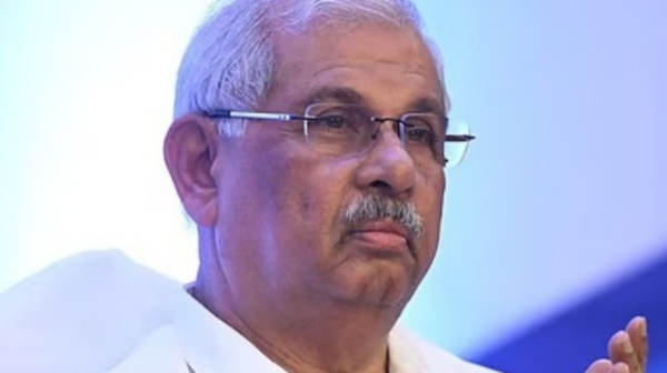 സ്വാശ്രയ കോളജുകളിലെ അധ്യാപക നിയമനത്തില്‍ യുജിസി യോഗ്യതകള്‍ കര്‍ശനമായി പാലിക്കണം; വി സിമാര്‍ക്ക് കർശന നിർദ്ദേശം നൽകി ഗവർണർ