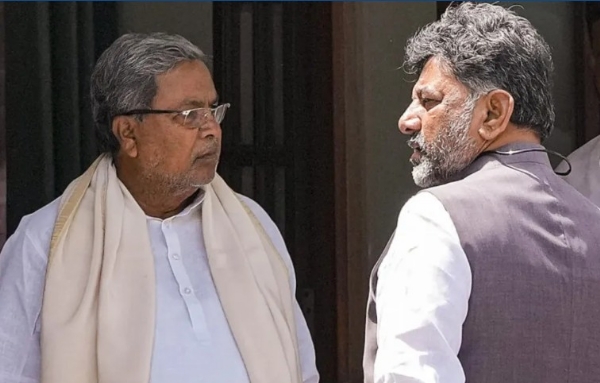 ക്ഷേമ പെൻഷൻ  ലഭിക്കുന്നത് മറ്റ് ആശ്രയമില്ലാത്ത പാവപ്പെട്ടവർക്ക്  പ്രായം വരുമാനം ഉൾപ്പെടെ,  പാലിക്കേണ്ടത് കർശന മാനദണ്ഡങ്ങൾ..  എന്നാൽ പേർസണൽ സ്റ്റാഫായി എടുക്കുന്നത്  ഒരു മാനദണ്ഡവും പാലിക്കാതെ  മന്ത്രിമാരുടെ ബന്ധുക്കളെയും  വേണ്ടപ്പെട്ടവരെയും..