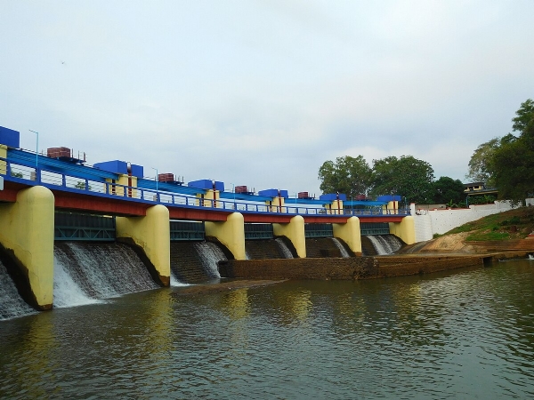 Aruvikkara dam Aruvikkara dam