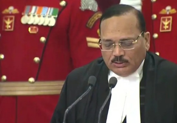 ജസ്റ്റിസ് സൂര്യ കാന്ത് ഇന്ന് ഇന്ത്യയുടെ 53-ാമത് ചീഫ് ജസ്റ്റിസായി സത്യപ്രതിജ്ഞ ചെയ്യും