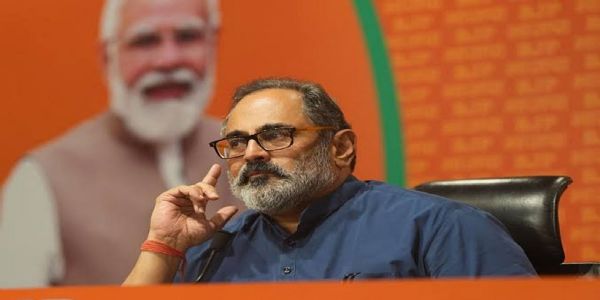 രാഹുൽ മാങ്കൂട്ടത്തിൽ ജാമ്യ ഹർജിയിൽ ബിജെപി ബന്ധമാരോപിക്കുന്നത് ശ്രദ്ധ തിരിക്കാൻ: രാജീവ് ചന്ദ്രശേഖർ