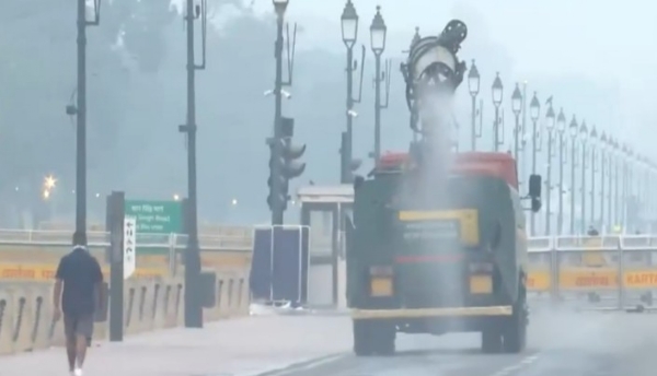 ഡൽഹിയിലെ വായുവിന്റെ ഗുണനിലവാരം നേരിയ തോതിൽ മെച്ചപ്പെട്ടു, വായു ഗുണനിലവാര സൂചിക 316 ആയി രേഖപ്പെടുത്തി.