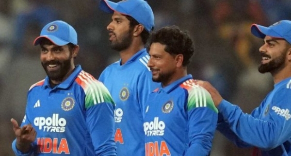 അവസാന വിക്കറ്റ് വരെ പൊരുതി സന്ദർശകർ; ദക്ഷിണാഫ്രിക്കയ്ക്കെതിരെ 17 റണ്സ് ജയം അവസാന വിക്കറ്റ് വരെ പൊരുതി സന്ദർശകർ; ദക്ഷിണാഫ്രിക്കയ്ക്കെതിരെ 17 റണ്സ് ജയം