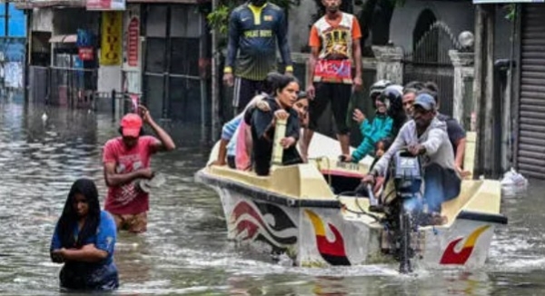 പ്രളയക്കെടുതി; ശ്രീലങ്കയിൽ കുടുങ്ങിയ 270 മലയാളികളെ തിരുവനന്തപുരത്ത് എത്തിച്ചു