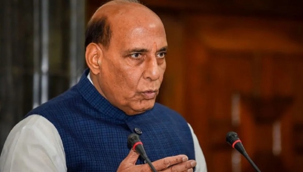 ഓപ്പറേഷൻ സിന്ദൂർ 2.0 സംബന്ധിച്ച അഭ്യൂഹങ്ങൾക്ക് തുടക്കമിട്ട് രാജ്നാഥ് സിങ്ങിന്റെ പരാമർശം; ഞങ്ങൾ തയ്യാറാണെന്ന് ബിഎസ്എഫ്. ഓപ്പറേഷൻ സിന്ദൂർ 2.0 സംബന്ധിച്ച അഭ്യൂഹങ്ങൾക്ക് തുടക്കമിട്ട് രാജ്നാഥ് സിങ്ങിന്റെ പരാമർശം; ഞങ്ങൾ തയ്യാറാണെന്ന് ബിഎസ്എഫ്.