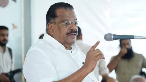 അമർഷം ആത്മകഥയിൽ തുറന്നടിച്ച് ഇപി! സംസ്ഥാന സമിതിയിൽ പി ജയരാജൻ ഉന്നയിച്ചതടക്കം വിവരിച്ച് നേതൃത്വത്തിന് വിമർശനം അമർഷം ആത്മകഥയിൽ തുറന്നടിച്ച് ഇപി! സംസ്ഥാന സമിതിയിൽ പി ജയരാജൻ ഉന്നയിച്ചതടക്കം വിവരിച്ച് നേതൃത്വത്തിന് വിമർശനം