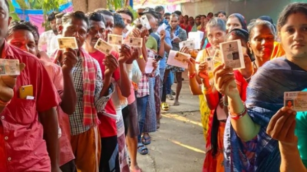 ഇലക്ഷൻ കമ്മീഷൻ്റെ SIR 2.0; 12 സംസ്ഥാനങ്ങളിലും കേന്ദ്രഭരണ പ്രദേശങ്ങളിലും തുടങ്ങി ഇലക്ഷൻ കമ്മീഷൻ്റെ SIR 2.0; 12 സംസ്ഥാനങ്ങളിലും കേന്ദ്രഭരണ പ്രദേശങ്ങളിലും തുടങ്ങി