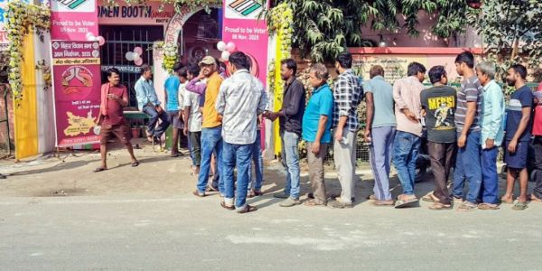 ബീഹാർ തെരഞ്ഞെടുപ്പ് 2025 ഒന്നാം ഘട്ടം: ഇതുവരെ 60.25% പോളിംഗ്, ഏറ്റവും ഉയർന്ന പോളിംഗ് രേഖപ്പെടുത്തിയത് ബെഗുസാരായി ജില്ലയിൽ