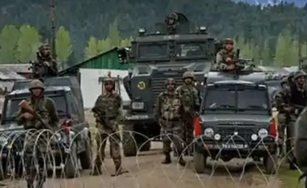 ബംഗാളിലെ ഇന്ത്യൻ സൈനിക സ്റ്റേഷനിൽ സിവിലിയൻ തൊഴിലാളിയായി ജോലി ചെയ്തിരുന്ന ബംഗ്ലാദേശി പൗരനെ  അറസ്റ്റ് ചെയ്തു സൈന്യം