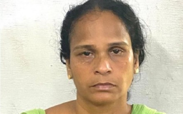 തൃശൂർ വരന്തരപ്പിള്ളിയിലെ അര്ച്ചനയുടെ മരണം; അമ്മായിയമ്മ അറസ്റ്റില് തൃശൂർ വരന്തരപ്പിള്ളിയിലെ അര്ച്ചനയുടെ മരണം; അമ്മായിയമ്മ അറസ്റ്റില്