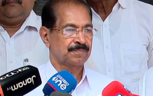 ‘രാഹുൽ മാങ്കൂട്ടത്തിലിനോട് രാജി ആവശ്യപ്പെടില്ല’; അങ്ങനെയൊരു കീഴ് വഴക്കമില്ലെന്ന് സണ്ണി ജോസഫ് ‘രാഹുൽ മാങ്കൂട്ടത്തിലിനോട് രാജി ആവശ്യപ്പെടില്ല’; അങ്ങനെയൊരു കീഴ് വഴക്കമില്ലെന്ന് സണ്ണി ജോസഫ്