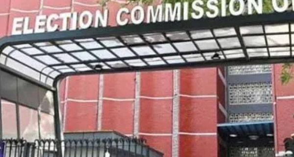 ബിഎൽഒയുടെ മരണം ജോലിഭാരം കൊണ്ടല്ല,​ കേരളത്തിലെ എസ്ഐആ‍ർ മാറ്റി വയ്ക്കില്ലെന്ന് തിരഞ്ഞെടുപ്പ് കമ്മിഷൻ