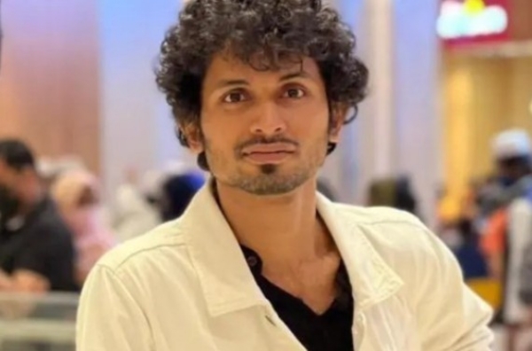 ജോലി വാഗ്ദാനം ചെയ്ത് തട്ടിപ്പ്; യൂട്യൂബര് ബ്ലെസ്ലി പിടിയില് ജോലി വാഗ്ദാനം ചെയ്ത് തട്ടിപ്പ്; യൂട്യൂബര് ബ്ലെസ്ലി പിടിയില്