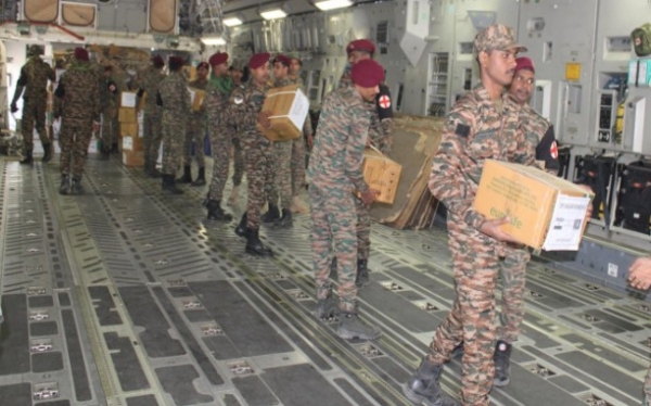 ചുഴലിക്കാറ്റ് നാശം വിതച്ച ശ്രീലങ്കയിൽ അവശ്യ സേവനങ്ങൾ പുനഃസ്ഥാപിക്കാൻ ഇന്ത്യൻ സൈന്യം ഇന്റഗ്രേറ്റഡ് ടാസ്ക് ഫോഴ്സിനെ വിന്യസിച്ചു. ചുഴലിക്കാറ്റ് നാശം വിതച്ച ശ്രീലങ്കയിൽ അവശ്യ സേവനങ്ങൾ പുനഃസ്ഥാപിക്കാൻ ഇന്ത്യൻ സൈന്യം ഇന്റഗ്രേറ്റഡ് ടാസ്ക് ഫോഴ്സിനെ വിന്യസിച്ചു.