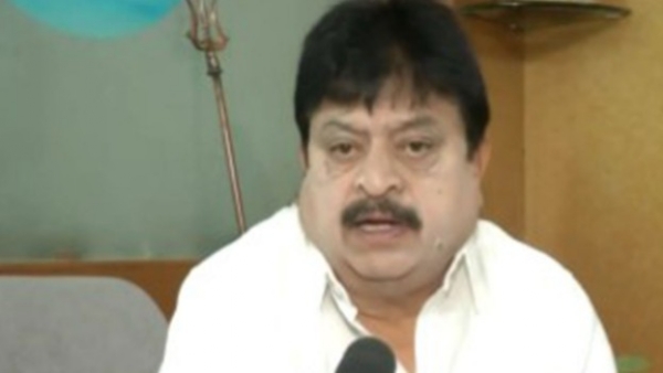 ബംഗ്ലാദേശിലെ ഹിന്ദുക്കളോടുള്ള കോൺഗ്രസിന്റെ താൽപ്പര്യത്തെ ചോദ്യം ചെയ്ത് തെലങ്കാന ബിജെപി അധ്യക്ഷൻ