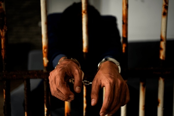 അഴിമതിക്കേസ്; ജയിൽ ഡിഐജി വിനോദ് കുമാറിന് സസ്പെൻഷൻ