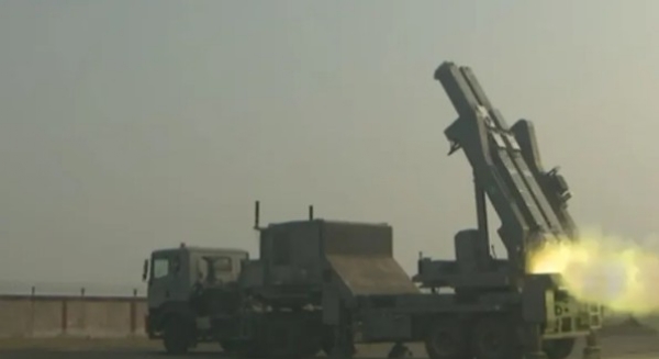 ആകാശ് നെക്സ്റ്റ് ജനറേഷൻ വ്യോമ പ്രതിരോധ മിസൈലിന്റെ യൂസർ ട്രയലുകൾ  വിജയകരമായി പൂർത്തിയാക്കി ഭാരതം