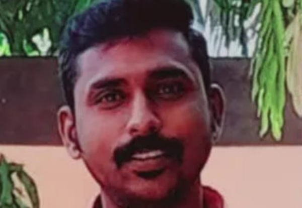 ഗുരുതര പരിക്കേറ്റ്  ജീവൻരക്ഷിക്കാനായി റോഡിൽതന്നെ ശസ്‌ത്രക്രിയയ്‌ക്ക് വിധേയനായ ലിനു(40)​ ചികിത്സയിലിരിക്കെ മരിച്ചു