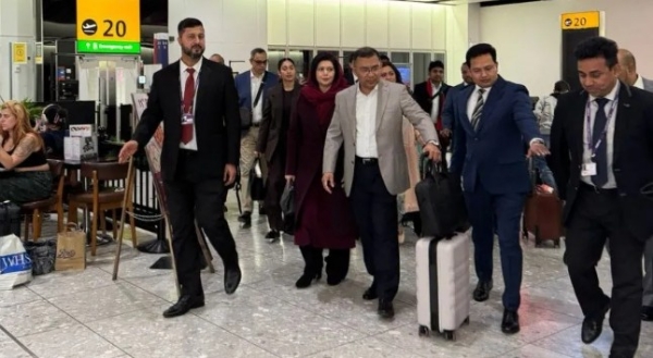 ബംഗ്ലാദേശ്: താരിഖ് റഹ്മാൻ ധാക്കയിൽ എത്തി; 17 വർഷത്തിനു ശേഷം തിരിച്ചെത്തിയതിന്റെ ആഘോഷമായി ബിഎൻപിയുടെ വമ്പൻ സ്വീകരണം.