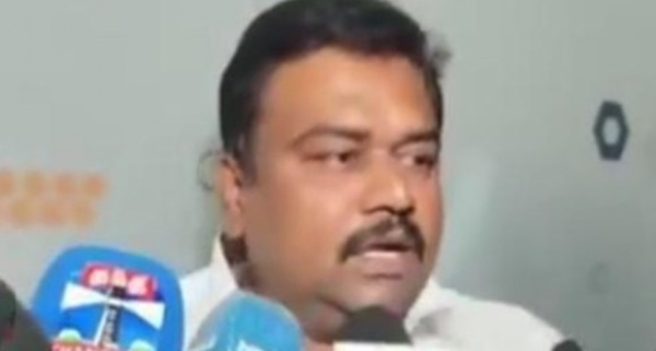 ശബരിമല സ്വര്‍ണക്കൊള്ള: എസ്‌ഐടി ചോദ്യം ചെയ്തത് ഡി മണിയെ തന്നെ; സ്ഥിരീകരിച്ച് പ്രവാസി വ്യവസായി