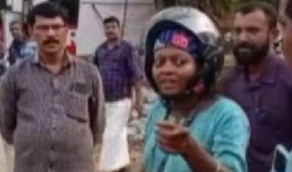 പഞ്ചായത്ത് വാഹനത്തെ ചൊല്ലി തർക്കം; സെക്രട്ടറിയെ പ്രസിഡന്റ് റോഡിൽ തടഞ്ഞു