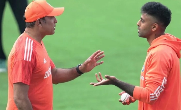 വി.വി.എസ്. ലക്ഷ്മണെ ടെസ്റ്റ് പരിശീലകനാക്കാൻ ബിസിസിഐ