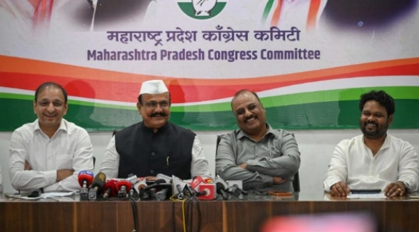 മുംബൈ ബിഎംസി തിരഞ്ഞെടുപ്പ്: കോൺഗ്രസ്-വിബിഎ സഖ്യം ഉറപ്പിച്ചു; പ്രകാശ് അംബേദ്കറുടെ പാർട്ടി 62 സീറ്റുകളിൽ മത്സരിക്കും