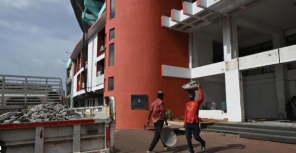 കലൂർ രാജ്യാന്തര സ്‌റ്റേഡിയത്തിന്റെ നവീകരണവുമായി ബന്ധപ്പെട്ട പരാതികൾ