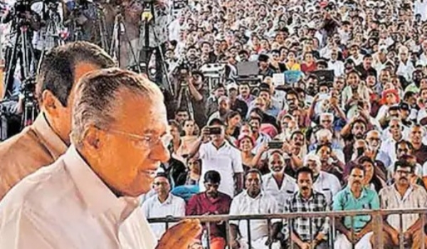 കോഴിക്കോട്: നാടിന്റെ വികസനത്തിന് തുടർഭരണം വേണം: പിണറായി വിജയൻ