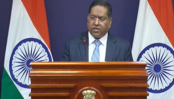 ഇന്ത്യൻ യാത്രക്കാർ ഉപദ്രവിക്കപ്പെടില്ലെന്ന് ഉറപ്പ് നൽകണമെന്ന് ചൈനയോട് ആവശ്യപ്പെട്ട്  വിദേശകാര്യ മന്ത്രാലയം (എം.ഇ.എ.)