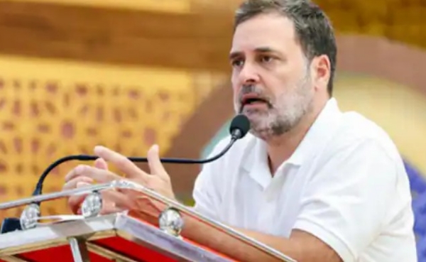 സവർക്കറിനെതിരായ പരാമർശം; രാഹുലിന് തിരിച്ചടി, മെയ് 9ന് നേരിട്ട് ഹാജരാകണമെന്ന് പൂനെ കോടതി