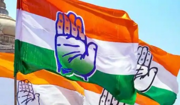 കടന്നപ്പള്ളിയിൽ കോൺഗ്രസ് ഓഫിസിനുനേരെ ആക്രമണം