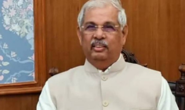 നഗരത്തിൽ സമരം ചെയ്യുന്നവർക്കായി പ്രത്യേക കേന്ദ്രം വേണം; സർക്കാരിനോട് നിർദ്ദേശിച്ച് ഗവർണർ രാജേന്ദ്ര വിശ്വനാഥ് അർലേക്കർ നഗരത്തിൽ സമരം ചെയ്യുന്നവർക്കായി പ്രത്യേക കേന്ദ്രം വേണം; സർക്കാരിനോട് നിർദ്ദേശിച്ച് ഗവർണർ രാജേന്ദ്ര വിശ്വനാഥ് അർലേക്കർ