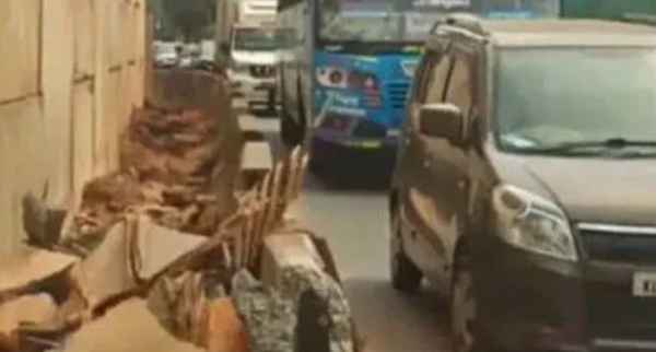 സ്ളാബ്  തകർന്നുവീണ് അപകടം