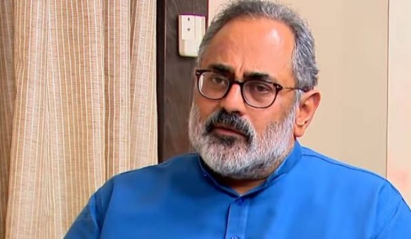 ശബരിമല സ്വര്‍ണക്കൊള്ള; ‘ചിത്രങ്ങള്‍ പുറത്തുവന്നതിലൂടെ പോറ്റി ആരുടെ കീശയിലാണെന്ന് വ്യക്തമായി’; രാജീവ് ചന്ദ്രശേഖര്‍